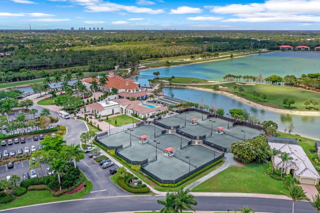 12133 Via Cercina Dr, Bonita Springs, FL 34135