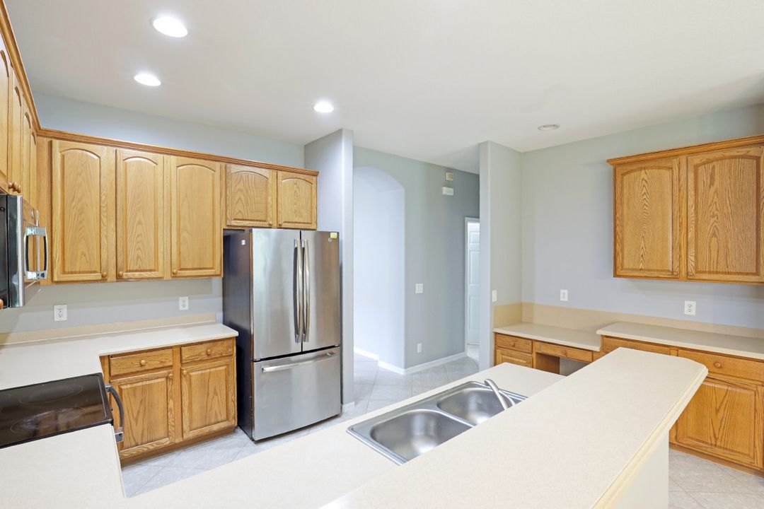 2771 Orange Grove Trail, Naples, FL 34120