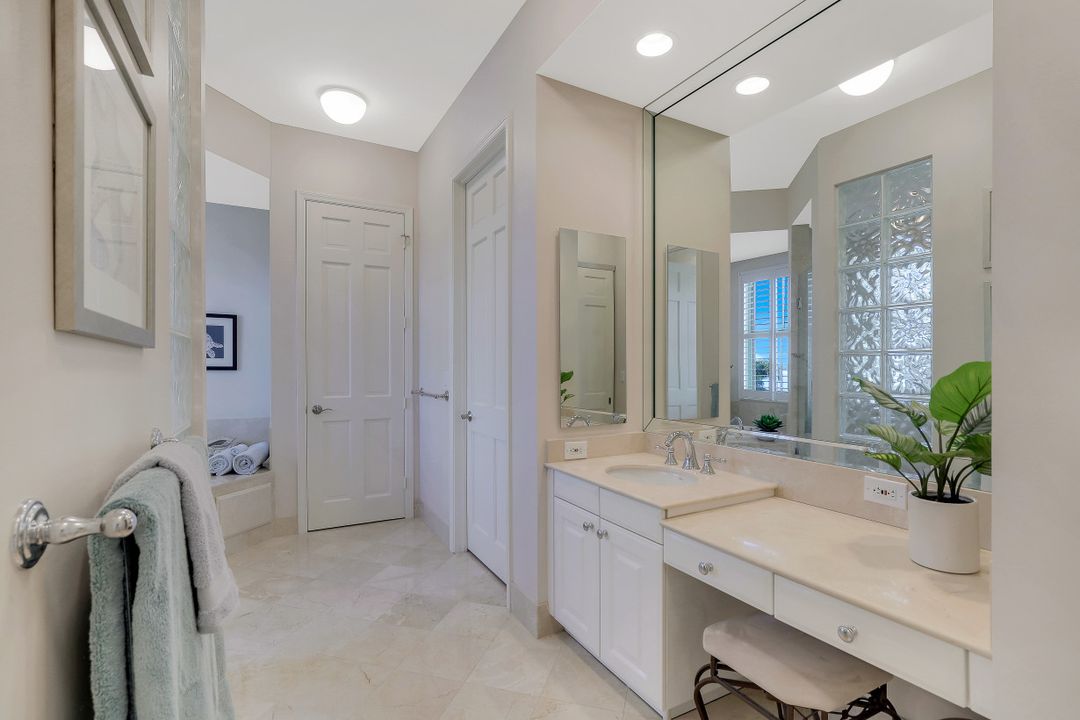 960 Cape Marco Dr #401, Marco Island, FL 34145