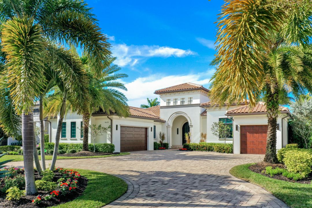 16439 Seneca Way, Naples, FL 34110