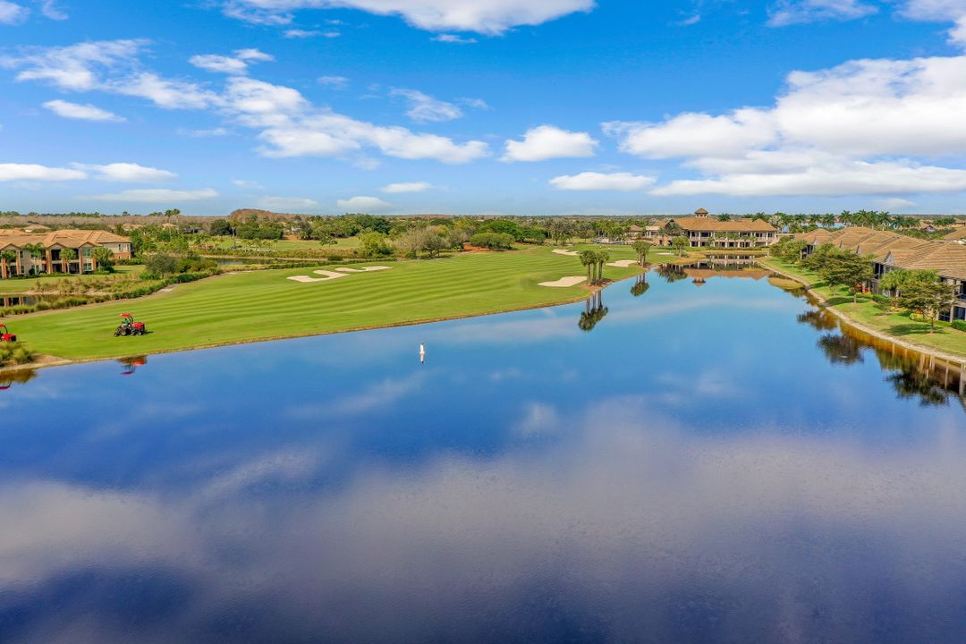 8763 Coastline Ct #101, Naples, FL 34120