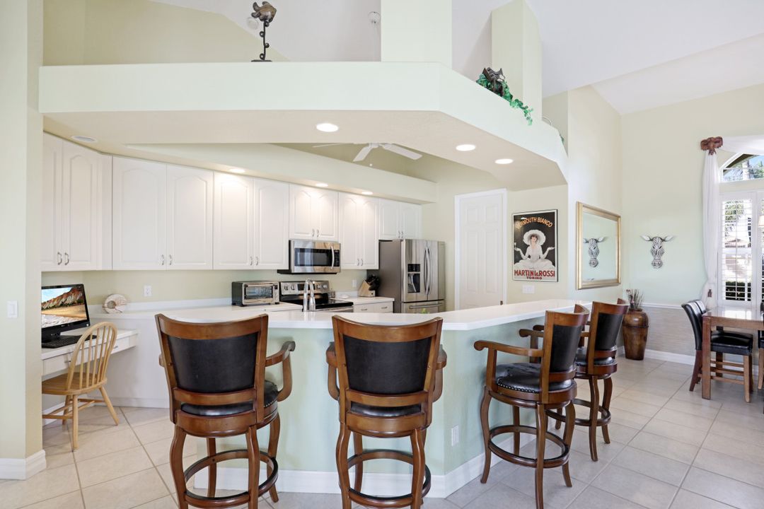 2902 SW 40th St, Cape Coral, FL 33914