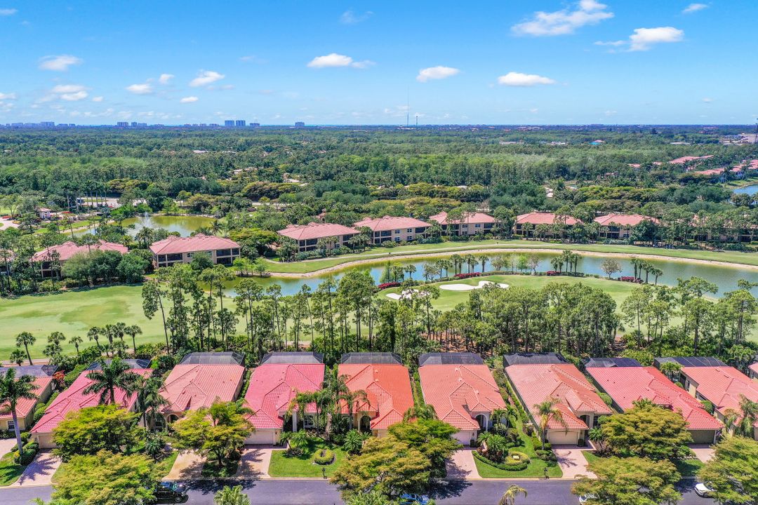 28651 Pienza Ct, Bonita Springs, FL 34135