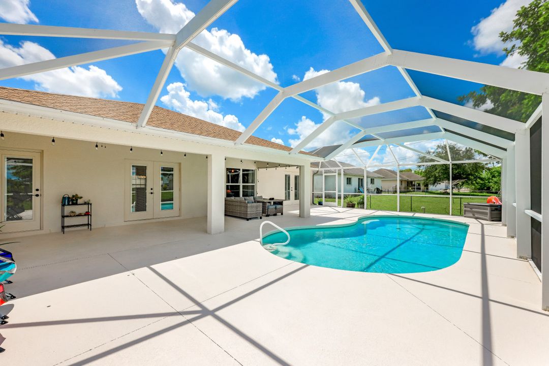 1812 NE 13th Ave, Cape Coral, FL 33909