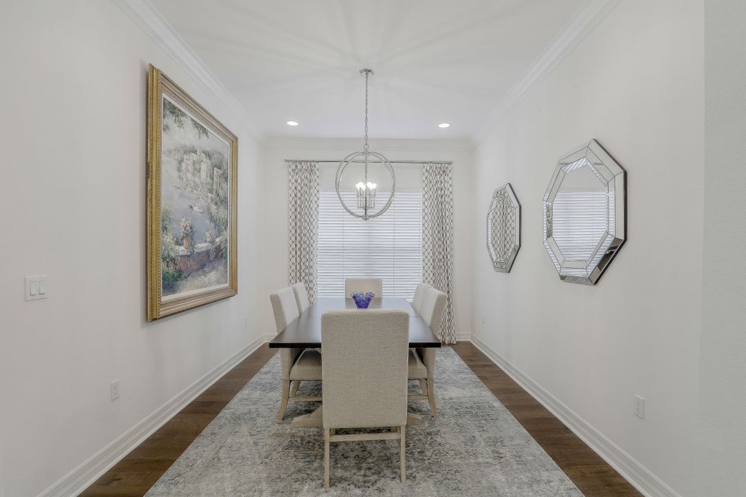 13395 Silktail Dr, Naples, FL 34109