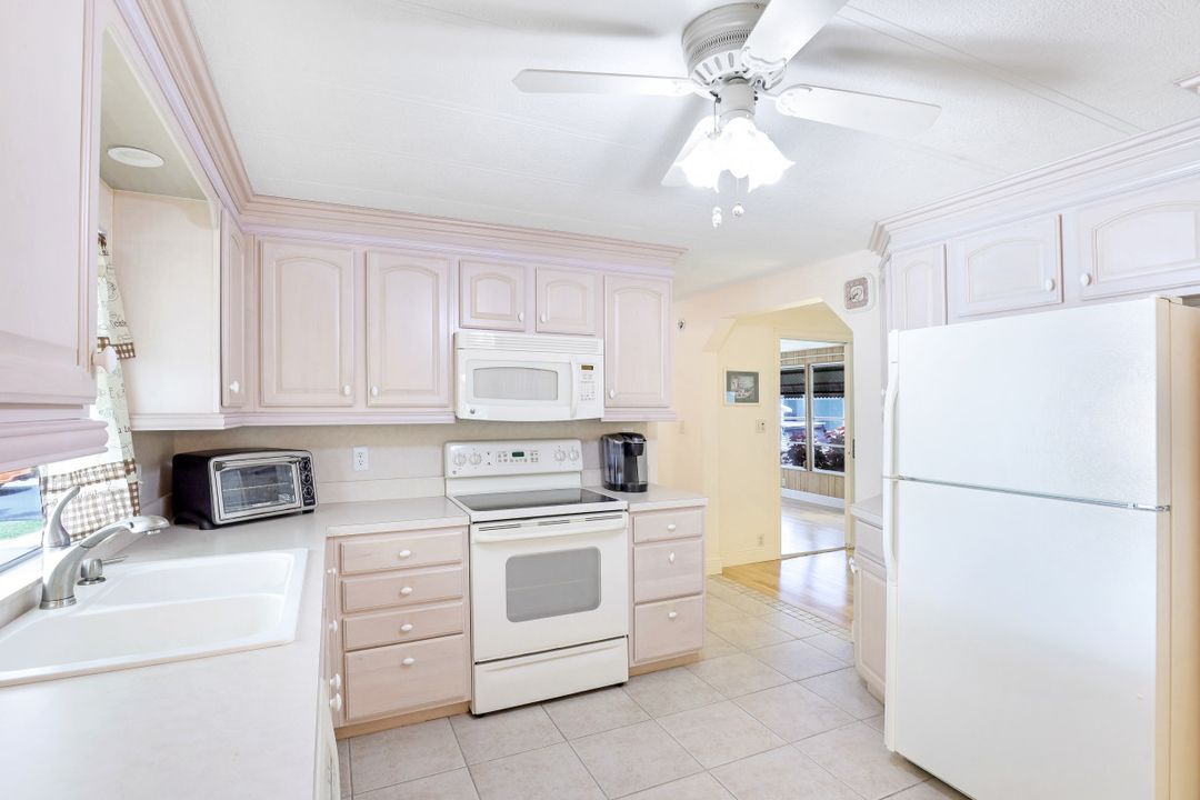 55 Palos Dr #55, Naples, FL 34104