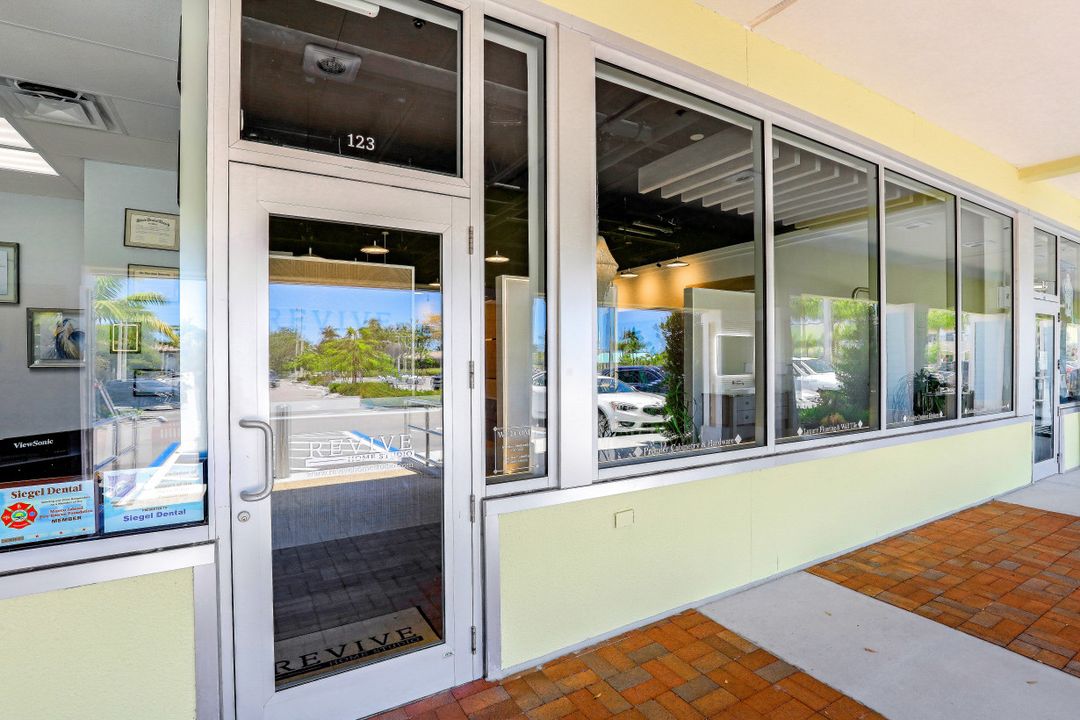 123 S Barfield Dr, Marco Island, FL 34145