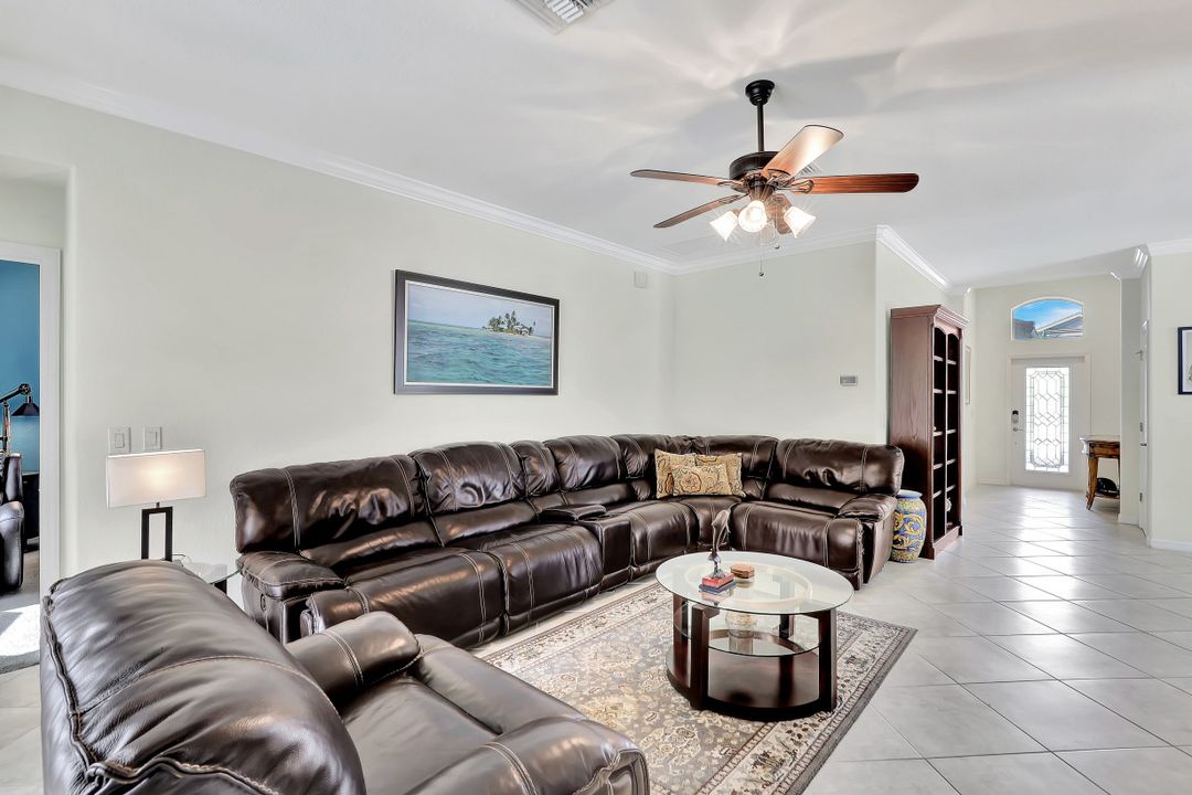 9577 Mirada Blvd, Fort Myers, FL 33908
