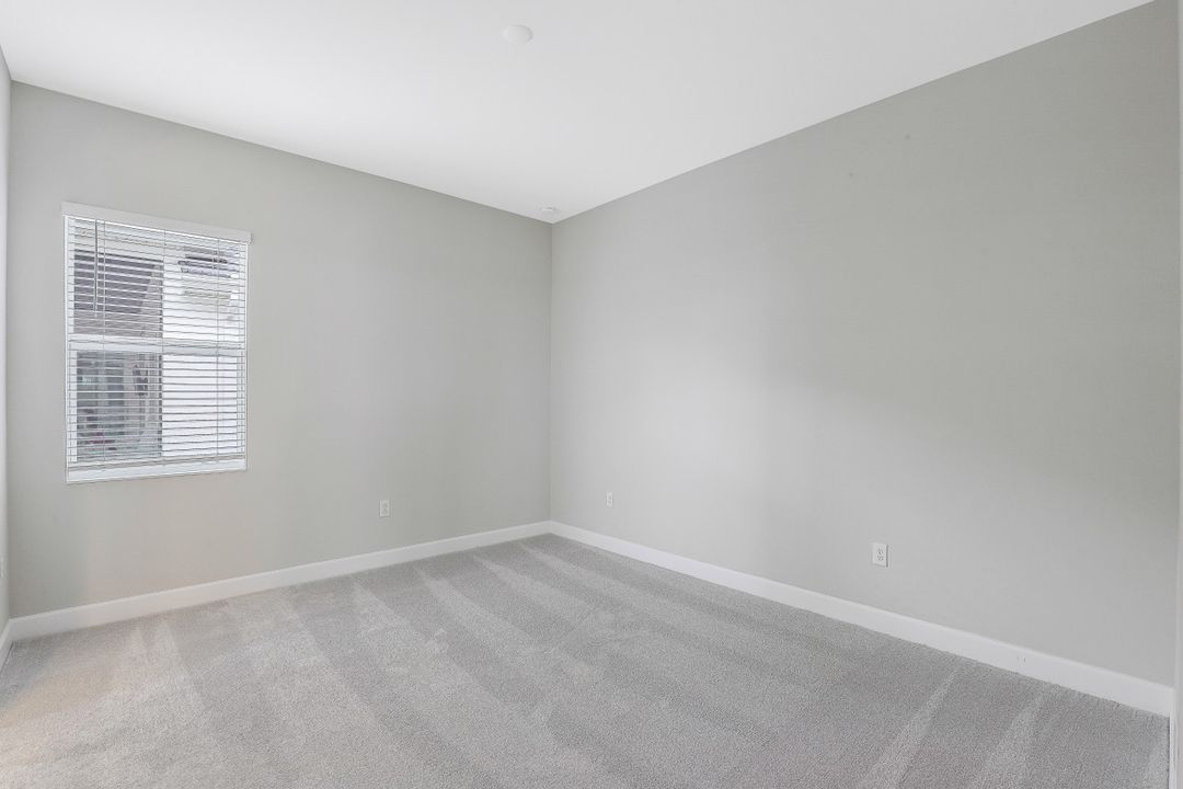 18645 WildBlue Blvd, Fort Myers, FL 33913