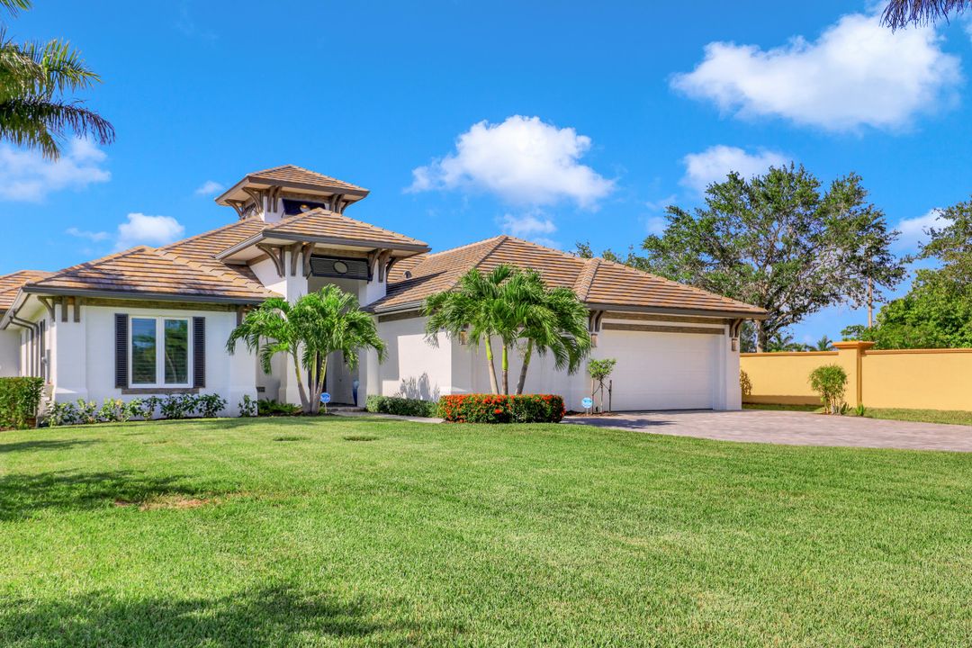 921 W Cape Estates Cir, Cape Coral, FL 33993