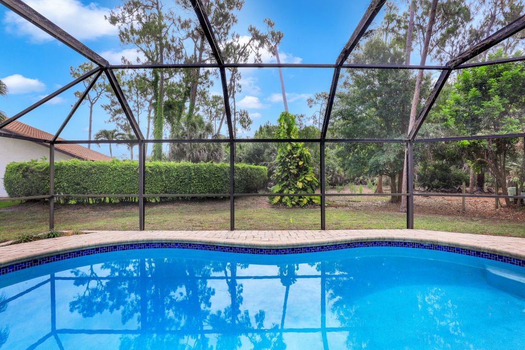 2225 Royal Ln, Naples, FL 34112