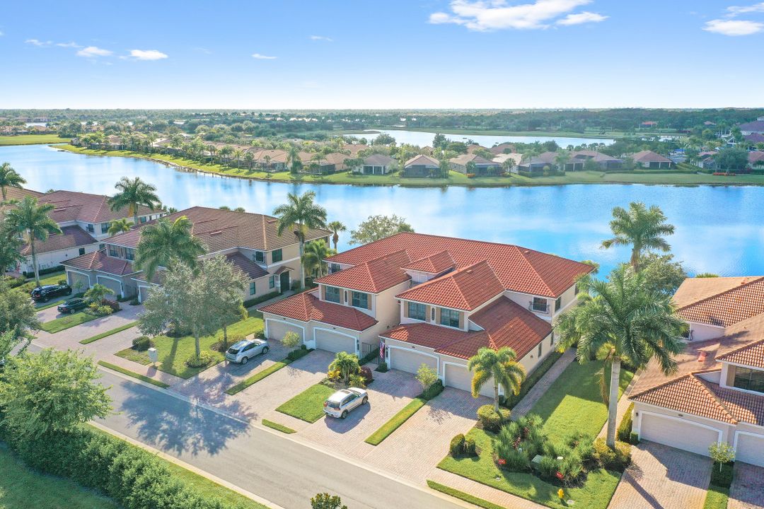 10498 Smoke House Bay Dr #201, Naples, FL 34120