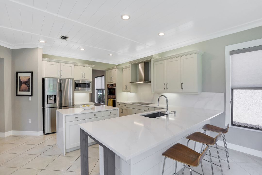 3054 Hudson Terrace, Naples, FL 34119