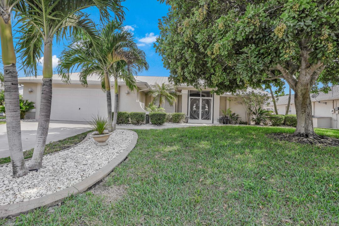 1026 SE 30th St, Cape Coral, FL 33904