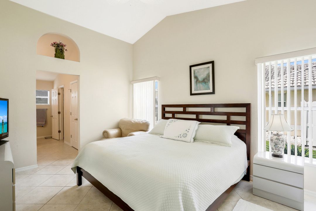 4420 SW 26th Ave, Cape Coral, FL 33914