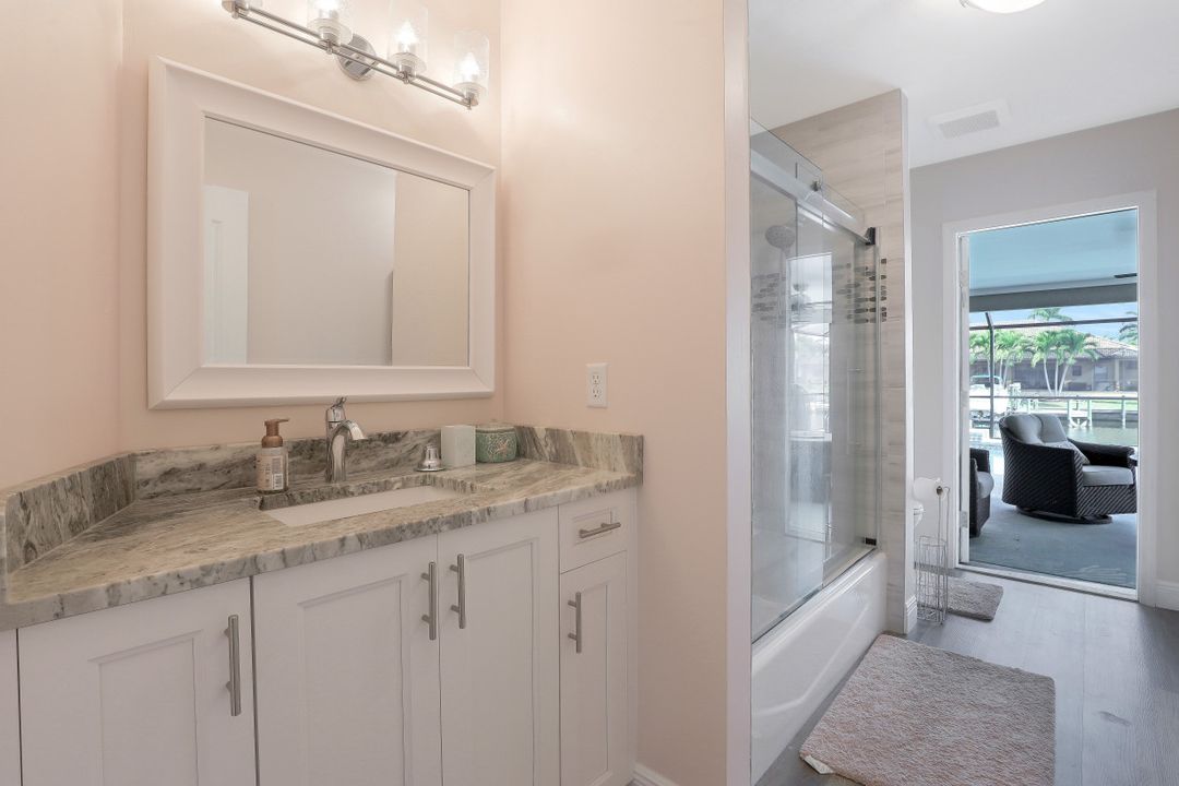 2307 SW 40th St, Cape Coral, FL 33914