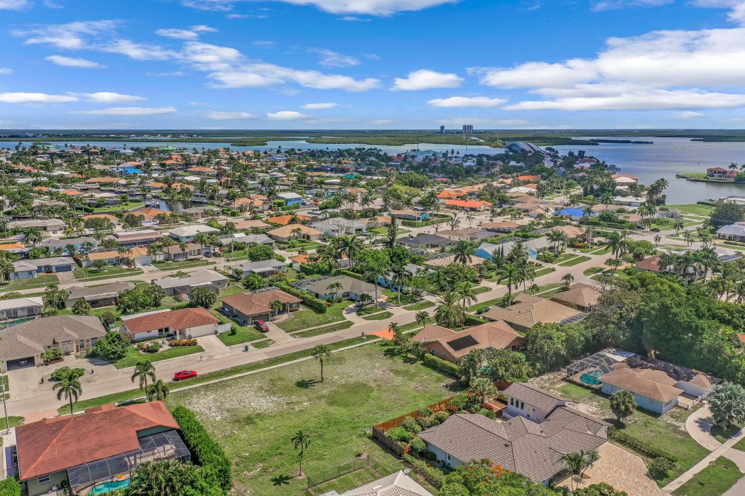 1275 6th Ave, Marco Island, FL 34145