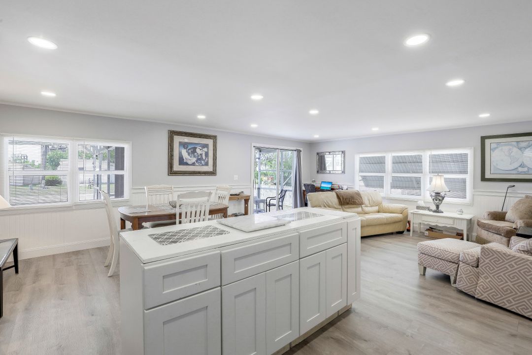 625 Palm Dr, Goodland, FL 34140