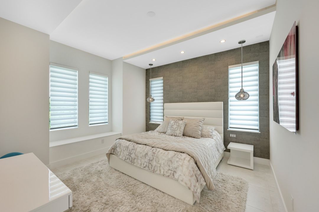 5084 Sorrento Ct, Cape Coral, FL 33904