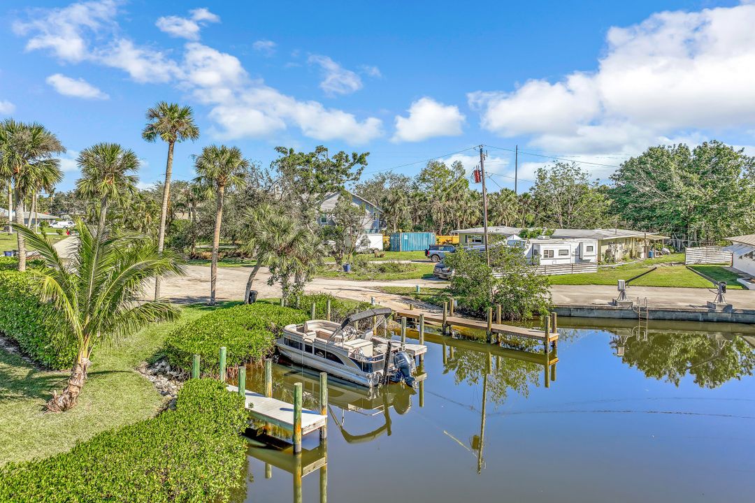 4884 Riverside Dr, Estero, FL 33928