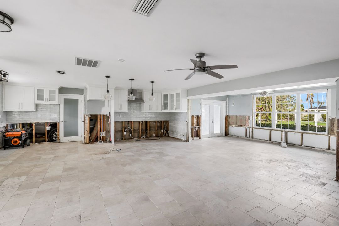 229 Bayshore Dr, Cape Coral, FL 33904