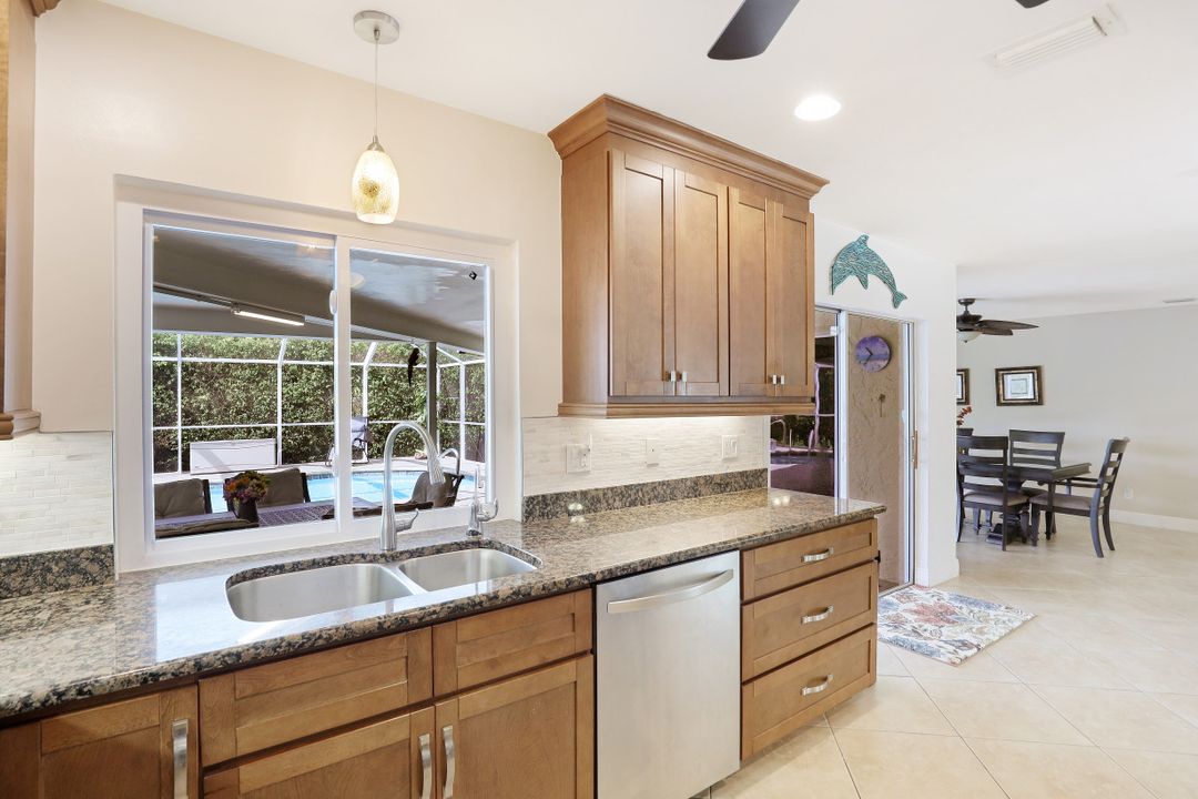 232 Tahiti Rd, Marco Island, FL 34145