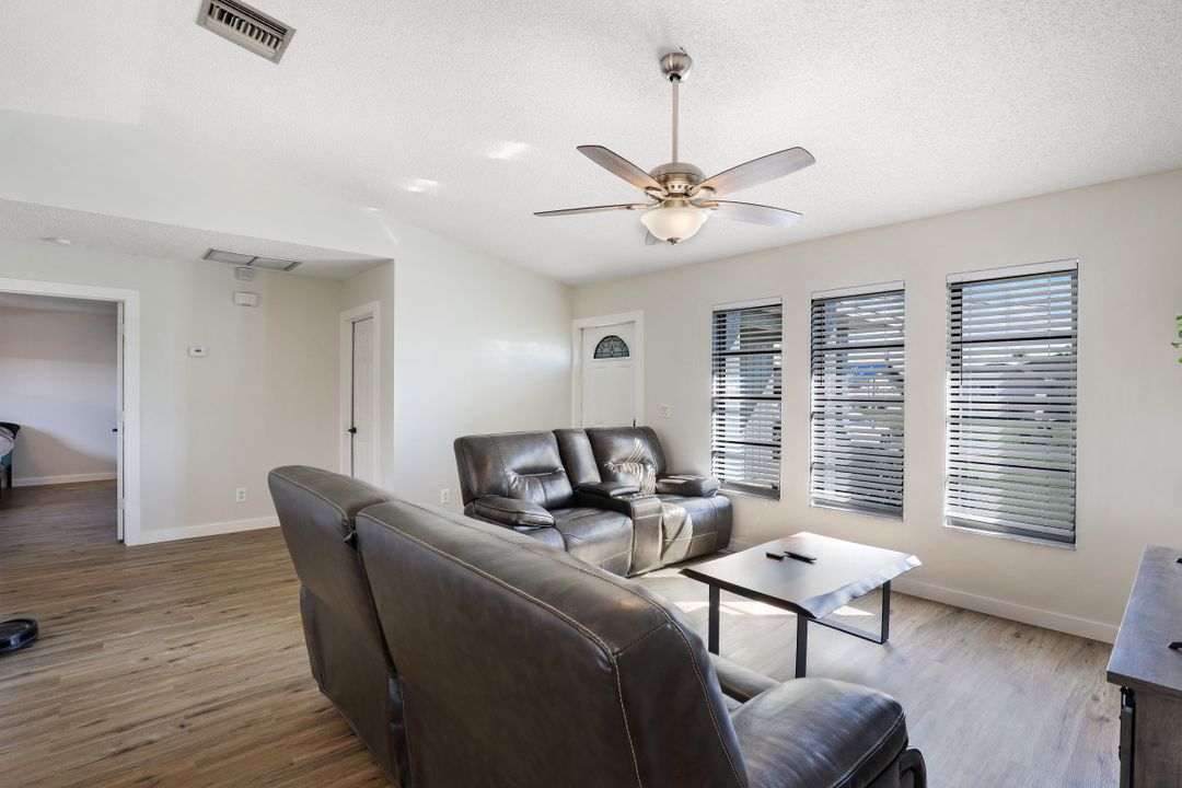 1303 SE 14th Terrace, Cape Coral, FL 33990