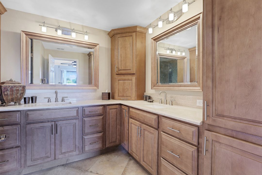 1400 Blue Point Ave #206, Naples, FL 34102