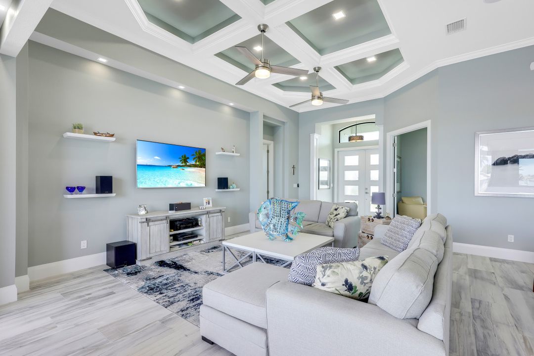 214 NW 32nd Pl, Cape Coral, FL 33993