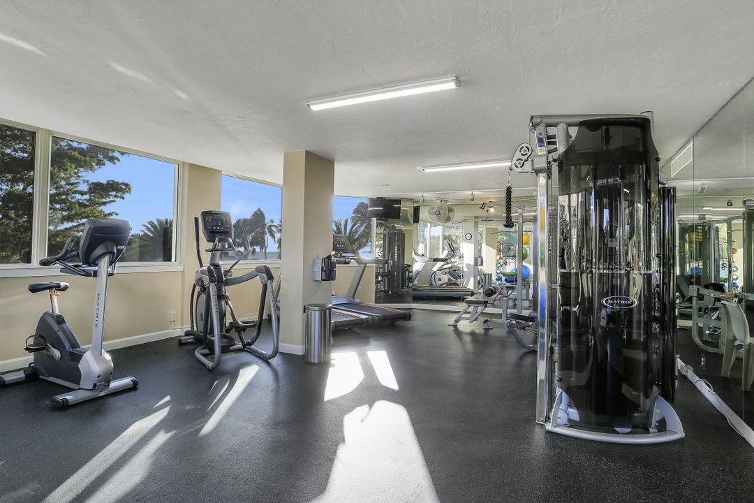 4051 Gulf Shore Blvd N #1101, Naples, FL 34103