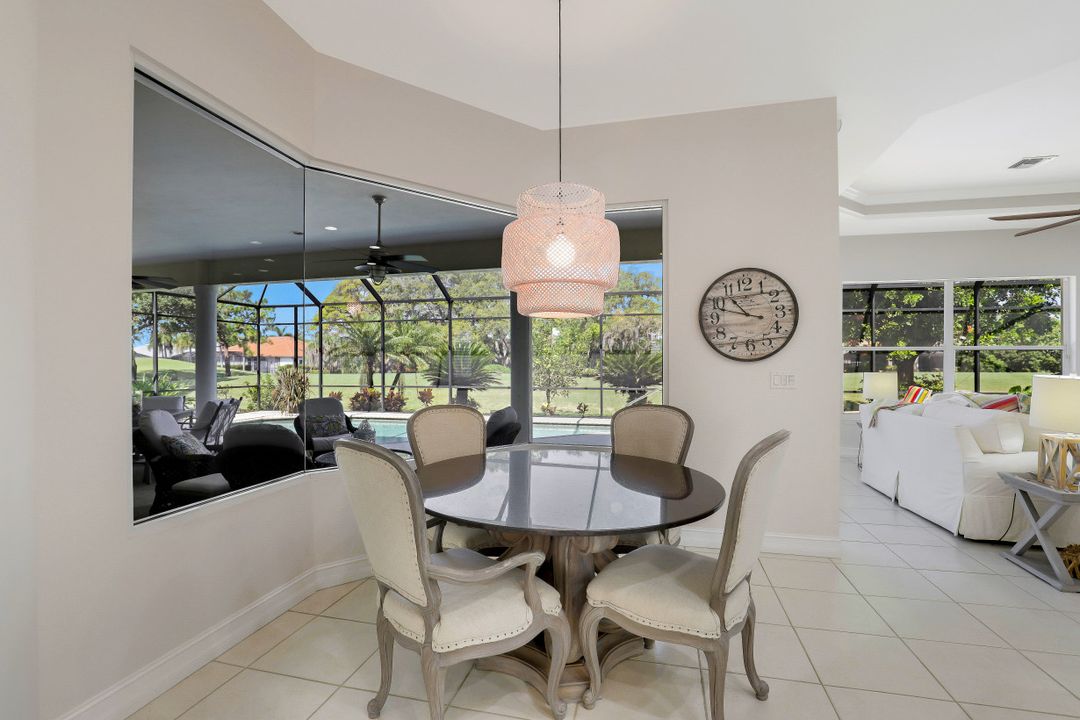 28416 Sombrero Dr, Bonita Springs, FL 34135