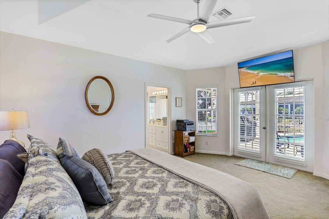 835 Saturn Ct, Marco Island, FL 34145