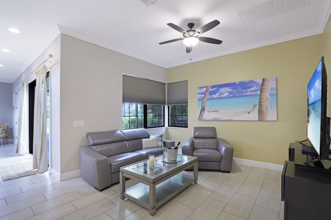 1300 Kendari Terrace, Naples, FL 34113