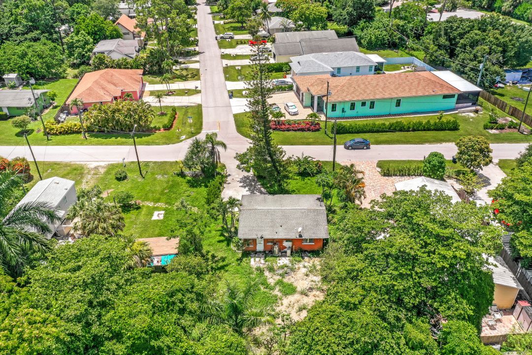 27767 New York St, Bonita Springs, FL 34135