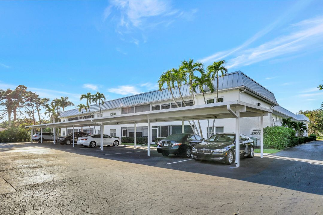 4100 Belair Ln #204, Naples, FL 34103