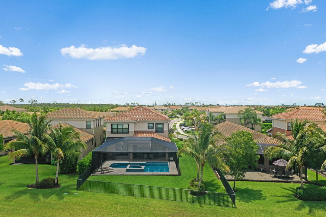 4173 Amelia Way, Naples, FL 34119