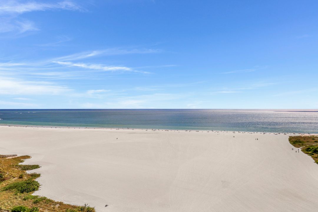 320 Seaview Ct #1805, Marco Island, FL 34145