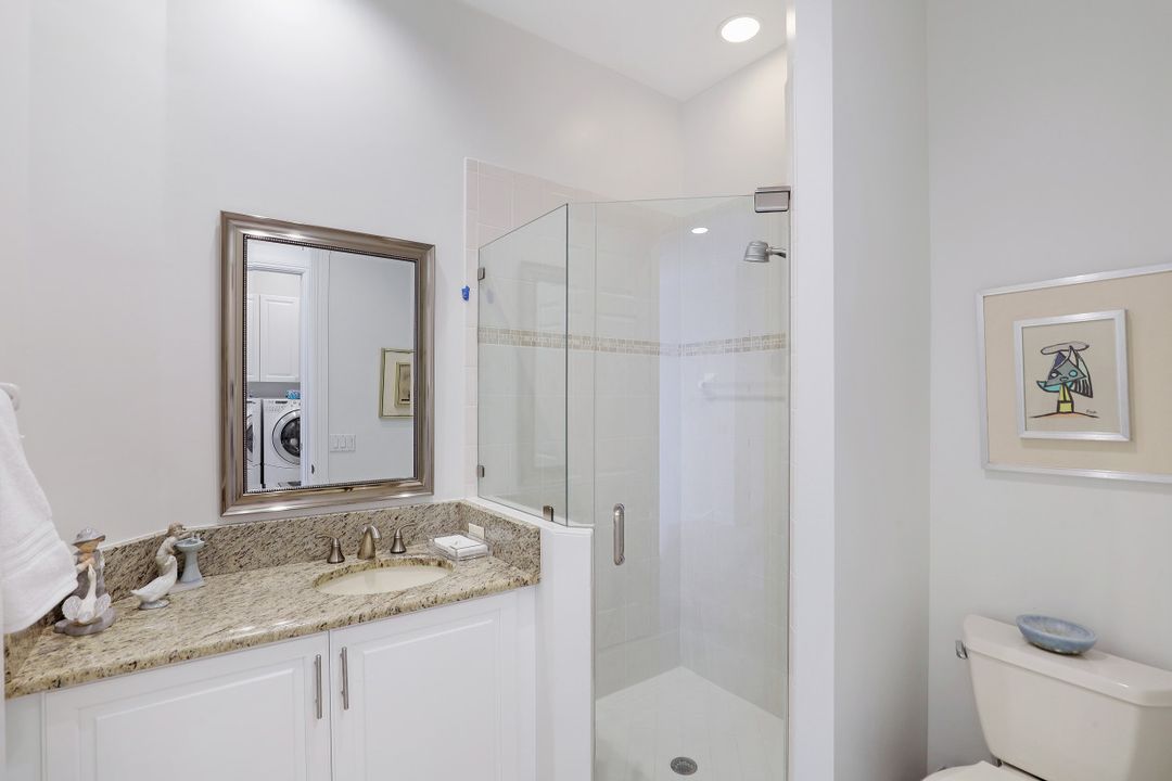 5001 Maxwell Cir #201, Naples, FL 34105