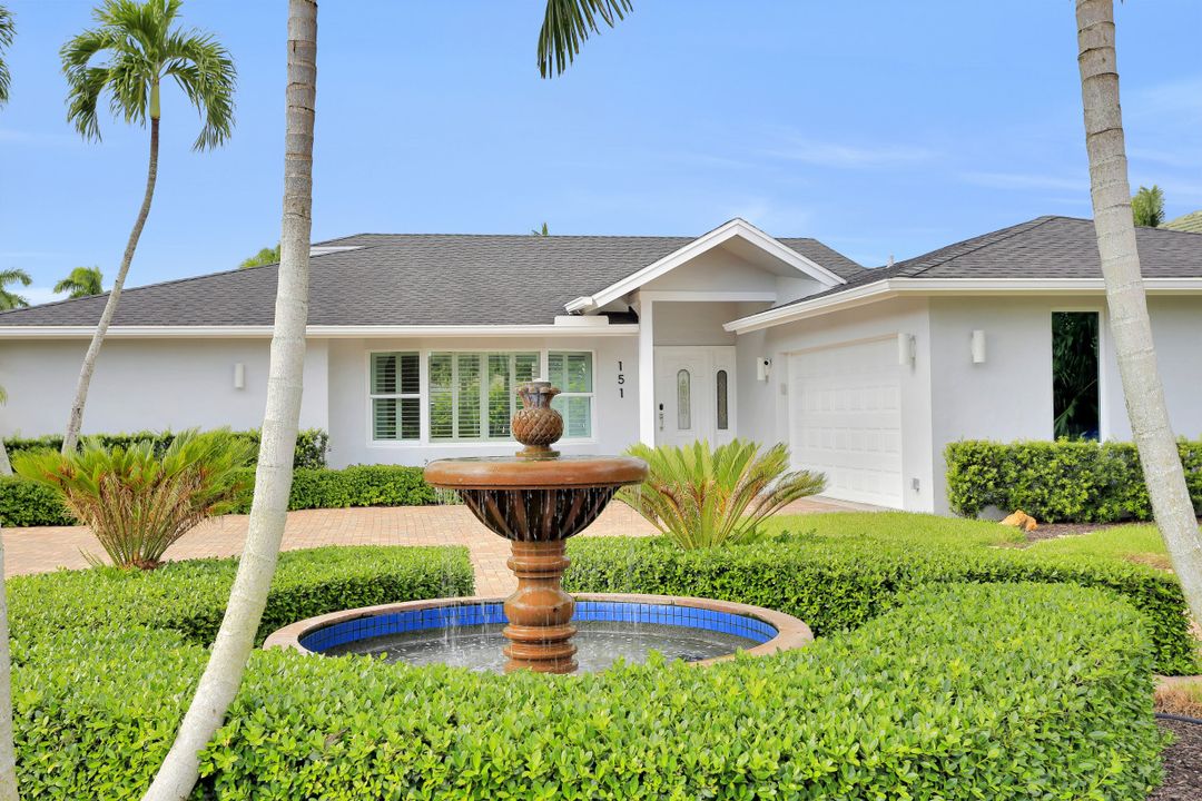 151 Bayview Ave, Naples, FL 34108