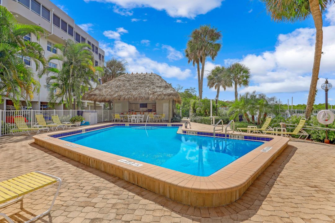 12945 Vanderbilt Dr #508, Naples, FL 34110