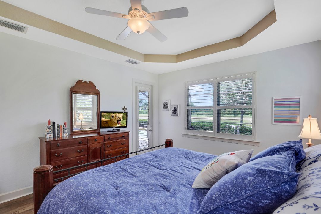 9746 Nickel Ridge Cir, Naples, FL 34120