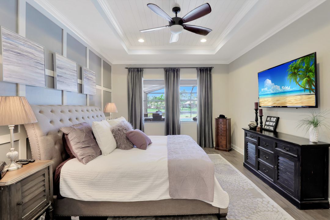 2155 Antigua Ln, Naples, FL 34120