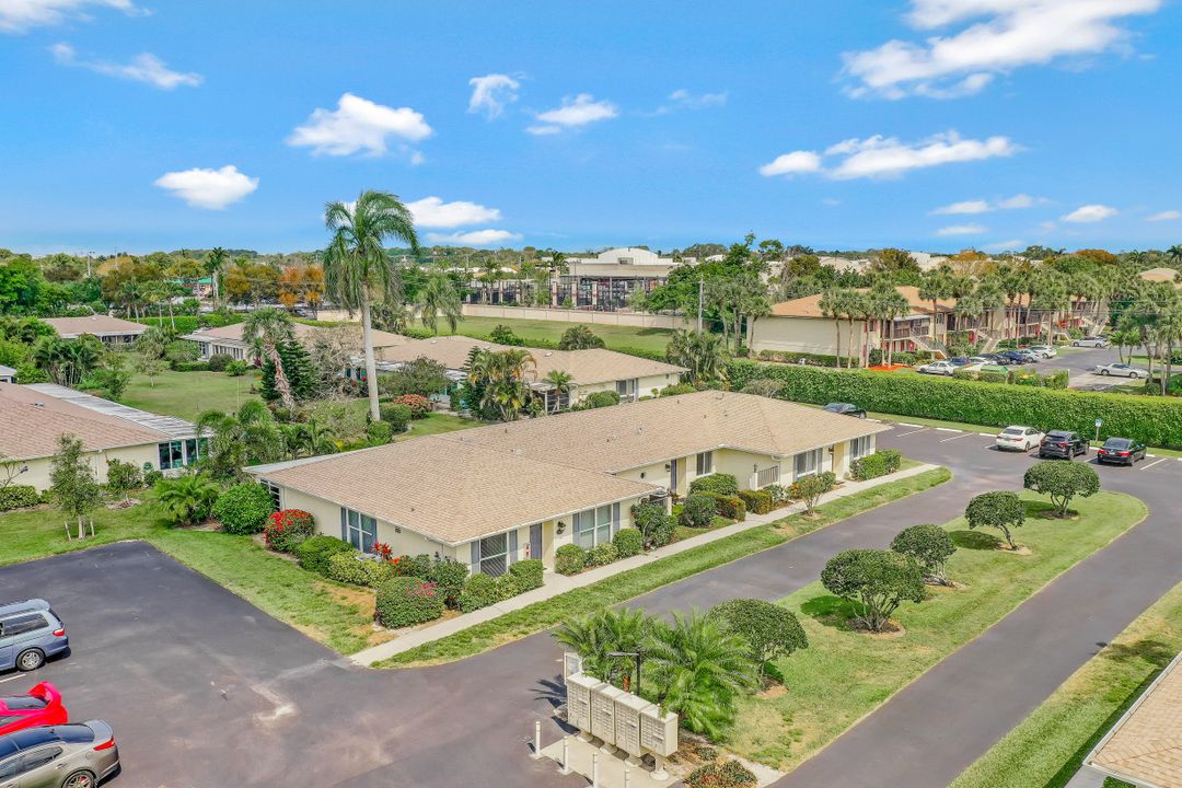 51 Glades Blvd #2, Naples, FL 34112