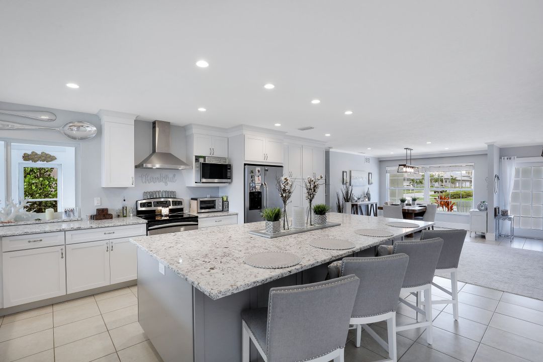 767 Amber Dr, Marco Island, FL 34145