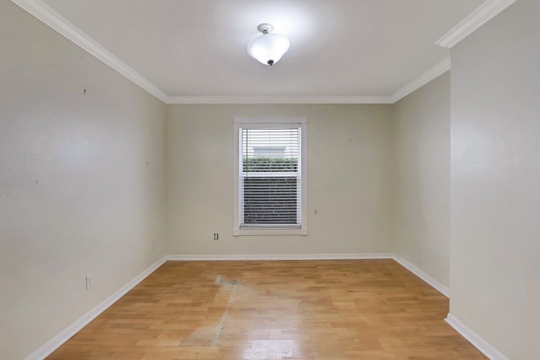 6133 Thresher Dr #402, Naples, FL 34112