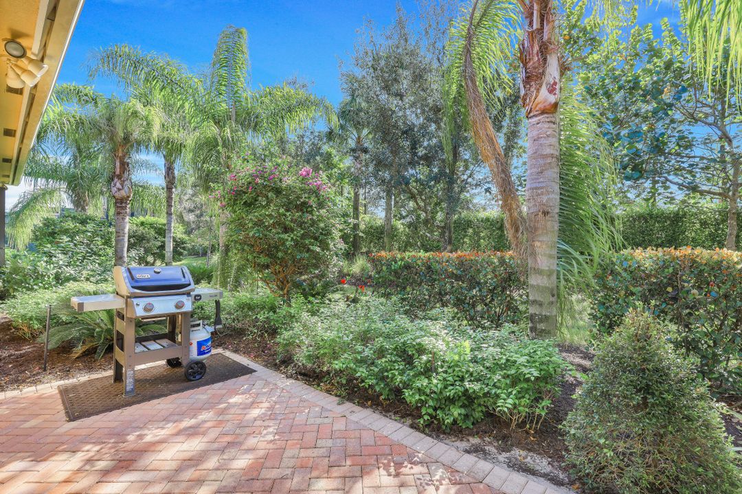 13730 Callisto Ave, Naples, FL 34109