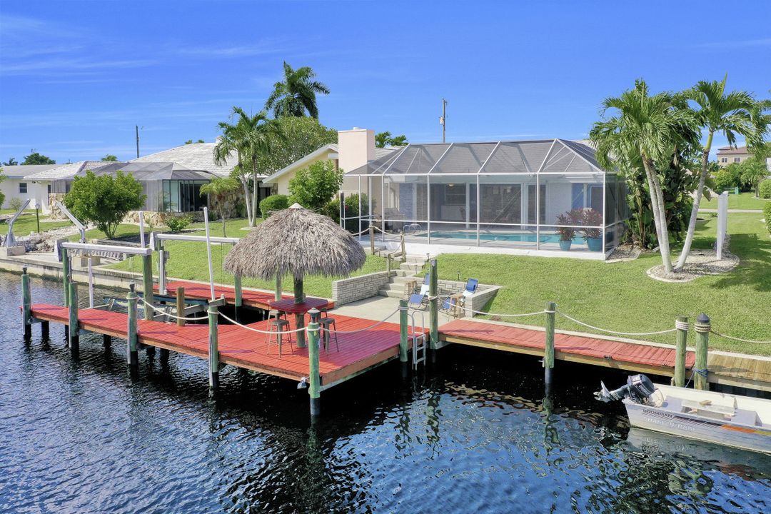 3627 SE 17th Ave, Cape Coral, FL 33904
