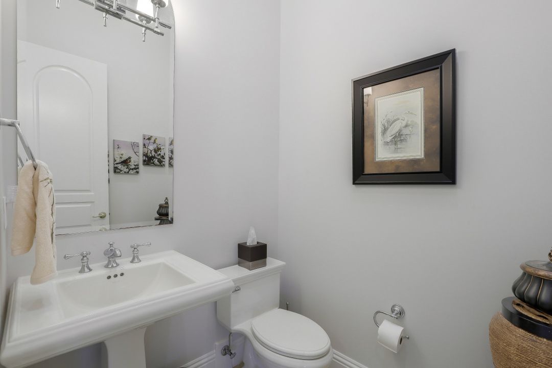 268 Edgewater Ct, Marco Island, FL 34145