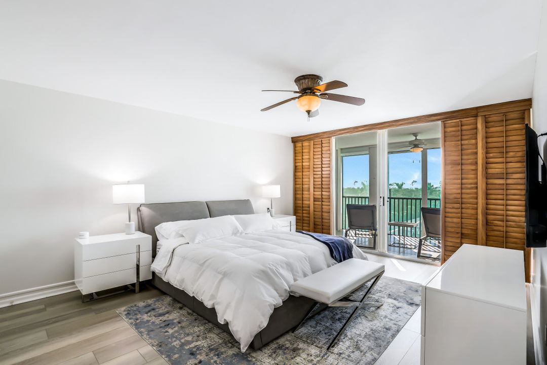 7515 Pelican Bay Blvd #4b, Naples, FL 34108