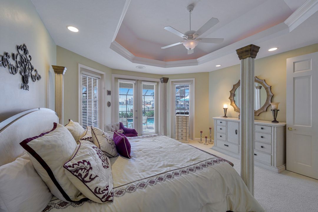 800 Arcadia Ct, Marco Island, FL 34145